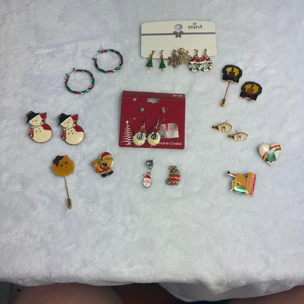 Unbranded Christmas Jewelry Lot Women OS Multicolor Enamel Holiday Vintage Style